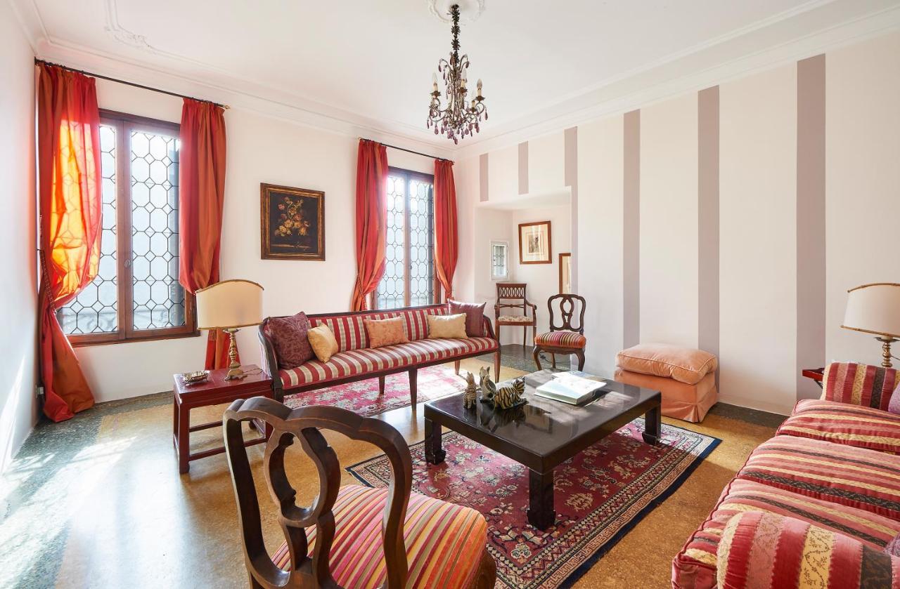 Ca' Fenice, Charming Apartment In San Marco, Sleep 7 Venetië Buitenkant foto
