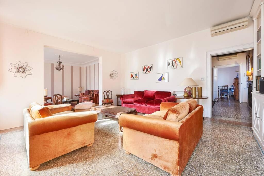 Ca' Fenice, Charming Apartment In San Marco, Sleep 7 Venetië Buitenkant foto
