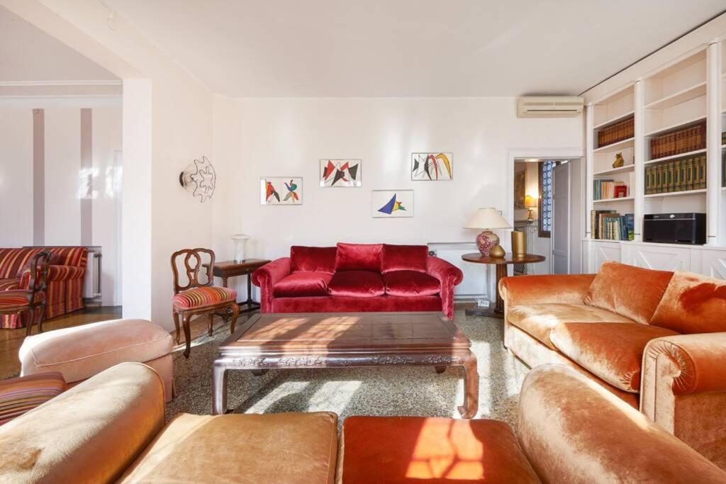 Ca' Fenice, Charming Apartment In San Marco, Sleep 7 Venetië Buitenkant foto